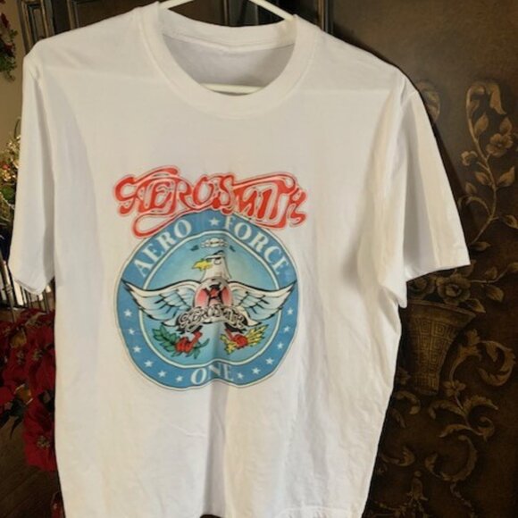 Other - AREOSMITH BAND MENS TSHIRT